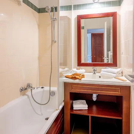 Pierre & Vacances Le Domaine De Gascogne منتزه العطل